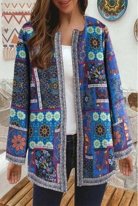 Mailyn | Boho-stil Jacka med Lager av Patchwork Detaljer