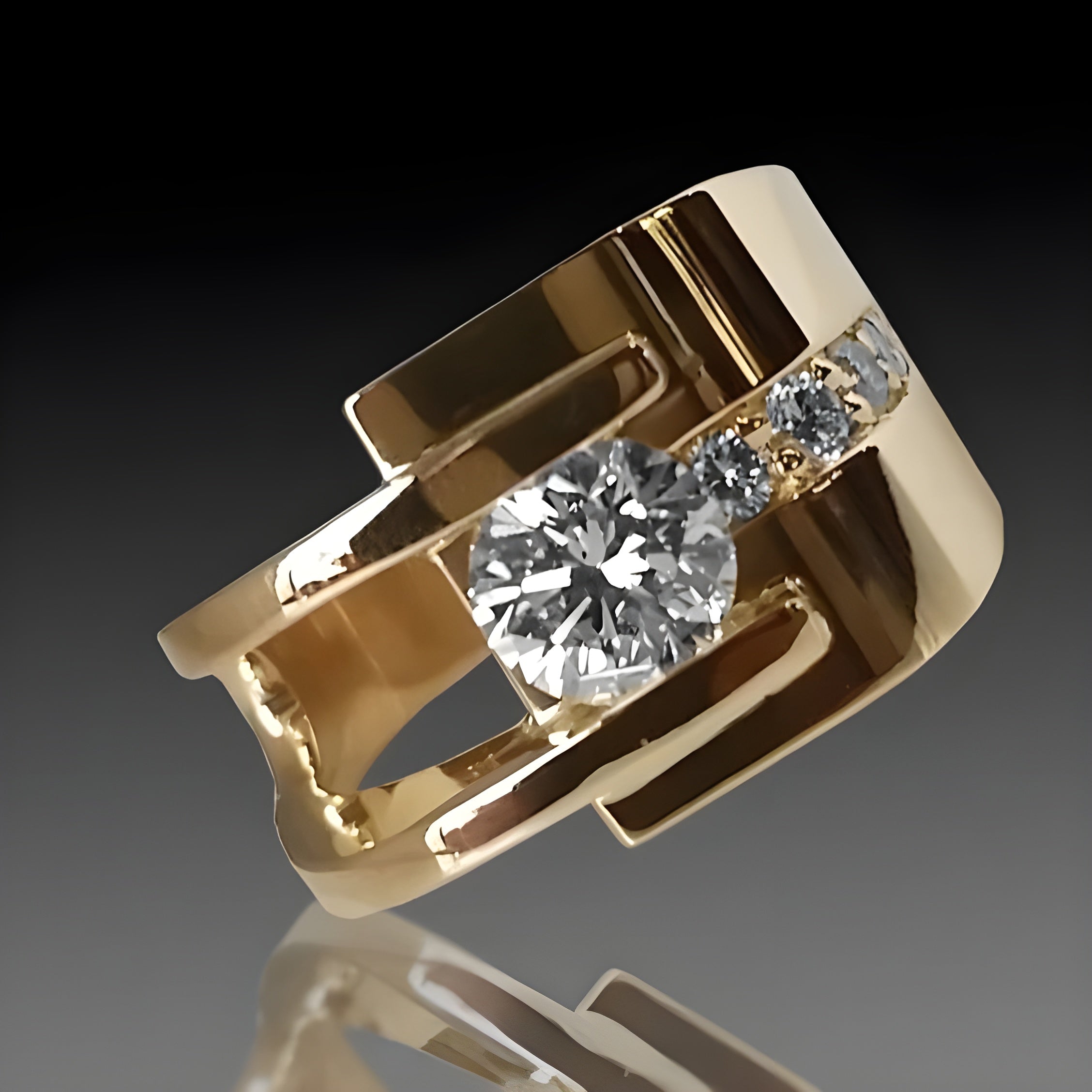Vintage Guldpläterad Ring med Oregelbunden Form och Zirkoner