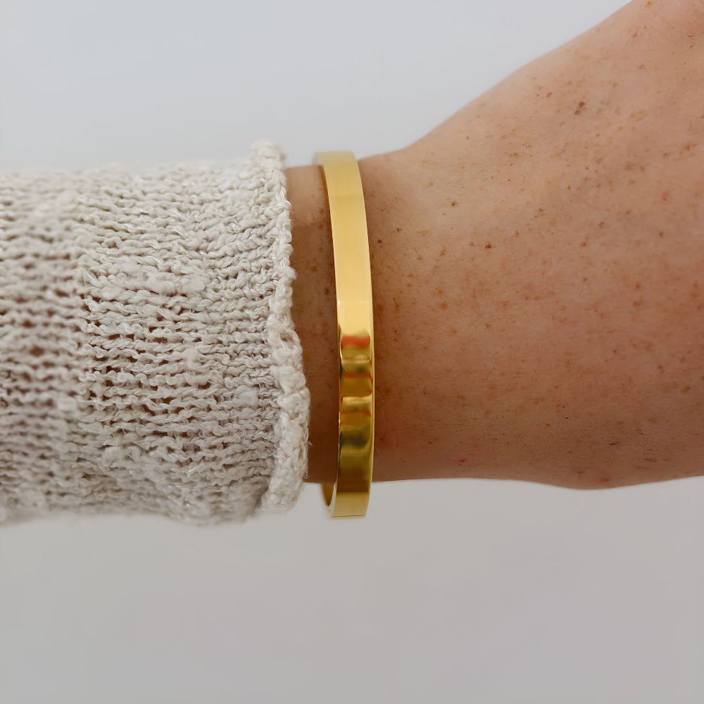 Febe™ | Minimalistiskt Guldarmband